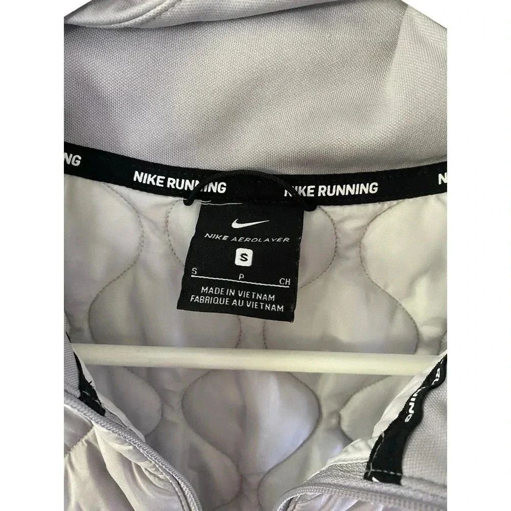 Nike Aerolayer Gray Quilted BV3869-059 Thermal Running Vest Size Small